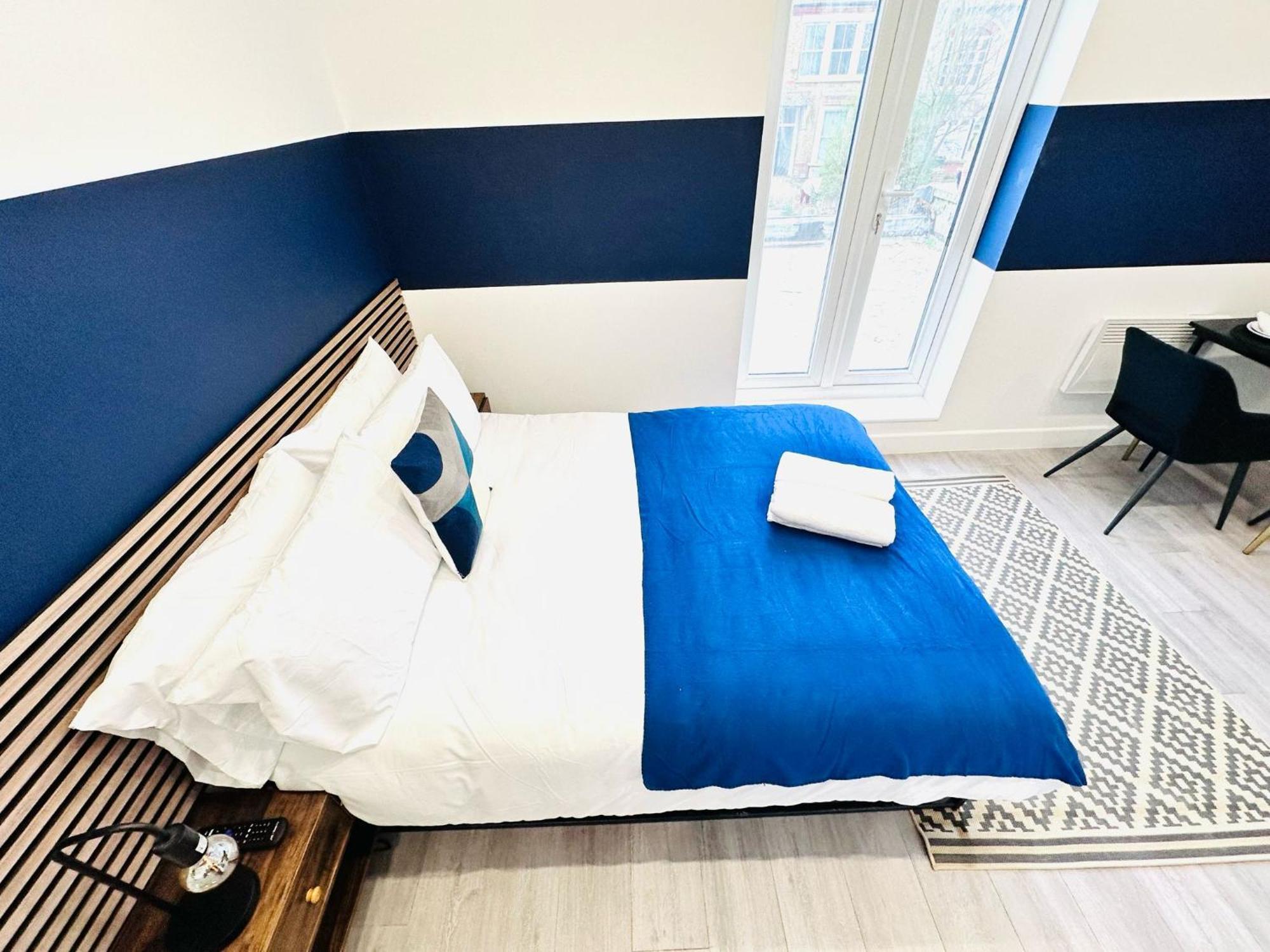 High Standard Central Studios Perfect For Tourists! 런던 외부 사진