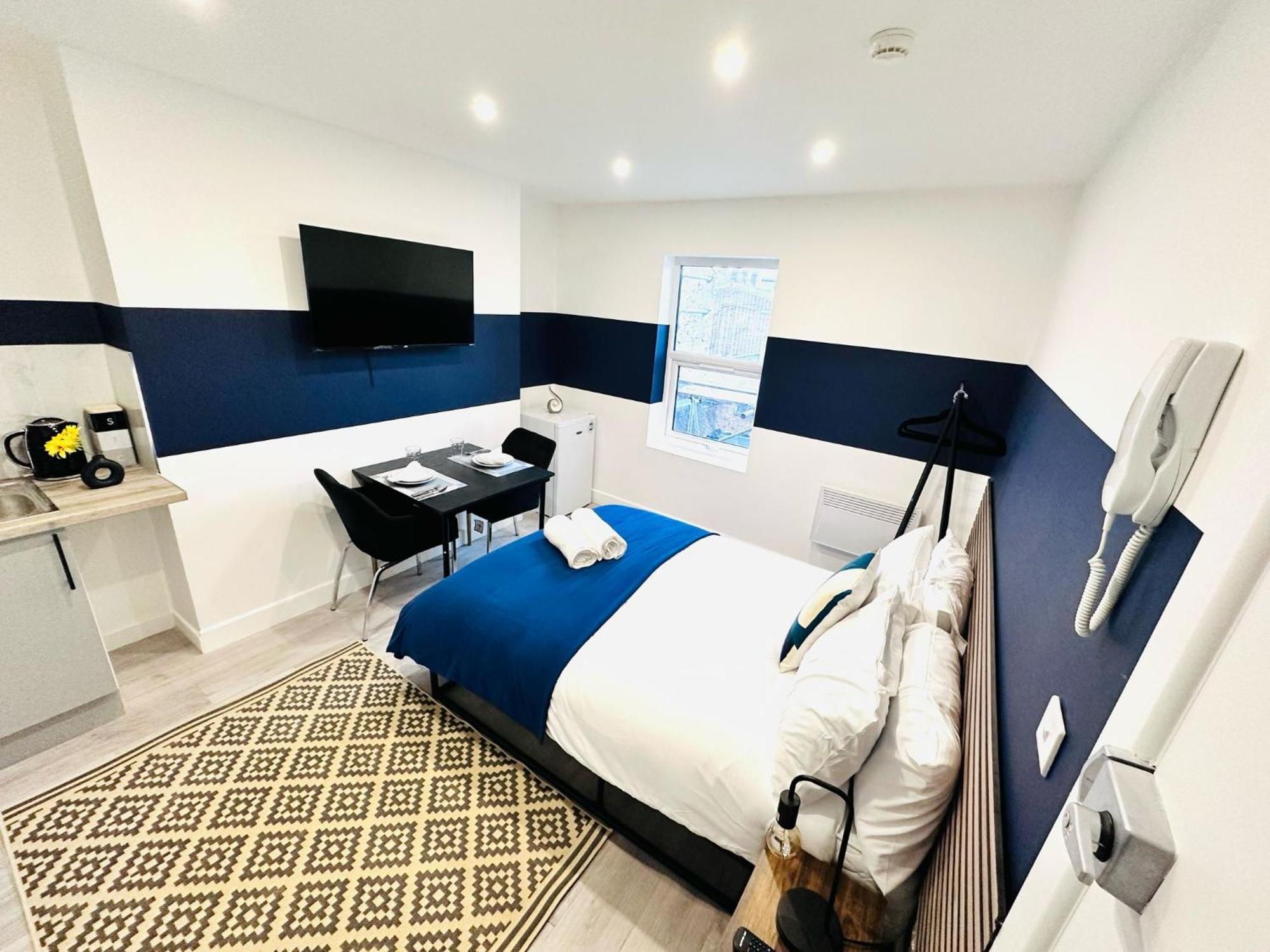 High Standard Central Studios Perfect For Tourists! 런던 외부 사진