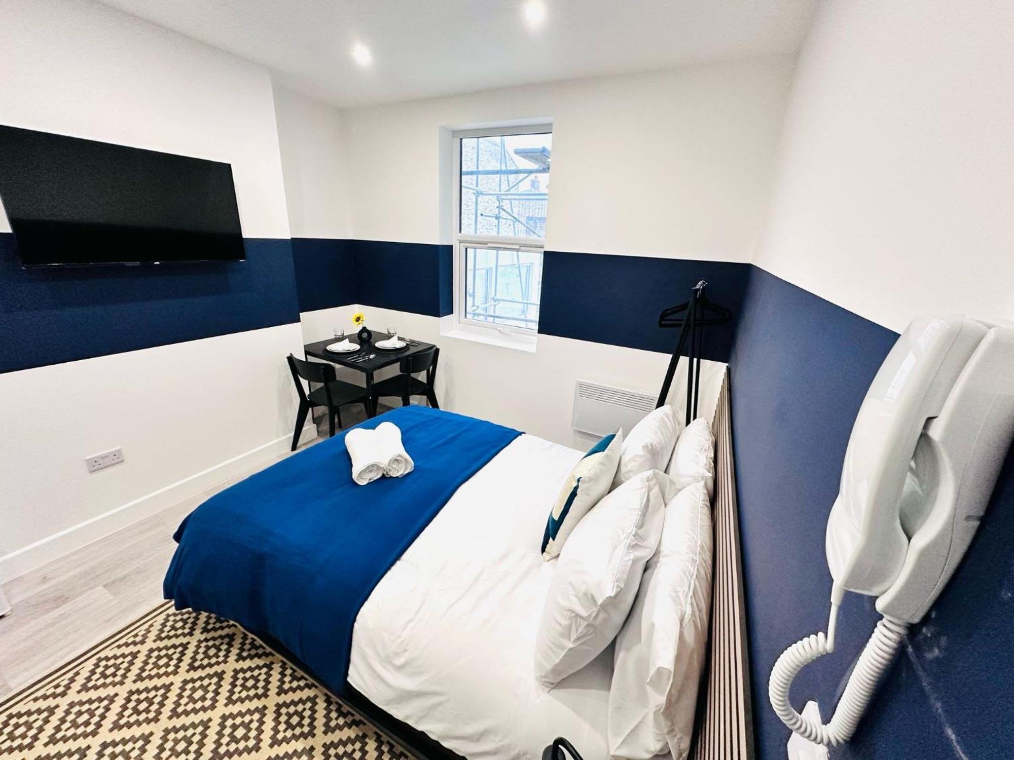High Standard Central Studios Perfect For Tourists! 런던 외부 사진