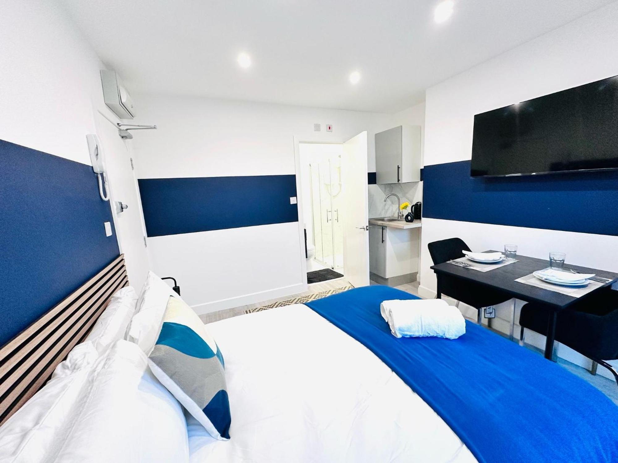 High Standard Central Studios Perfect For Tourists! 런던 외부 사진
