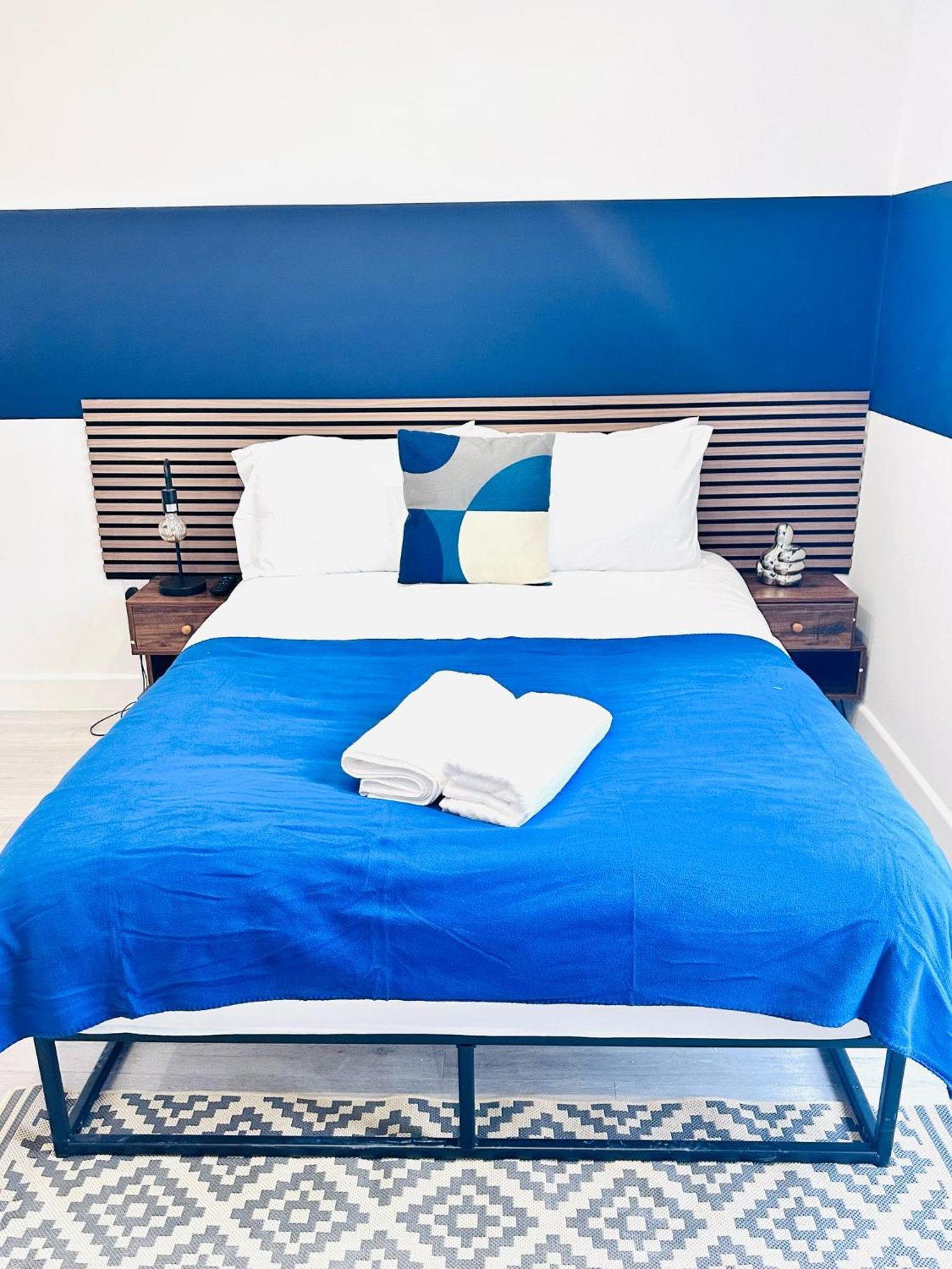 High Standard Central Studios Perfect For Tourists! 런던 외부 사진