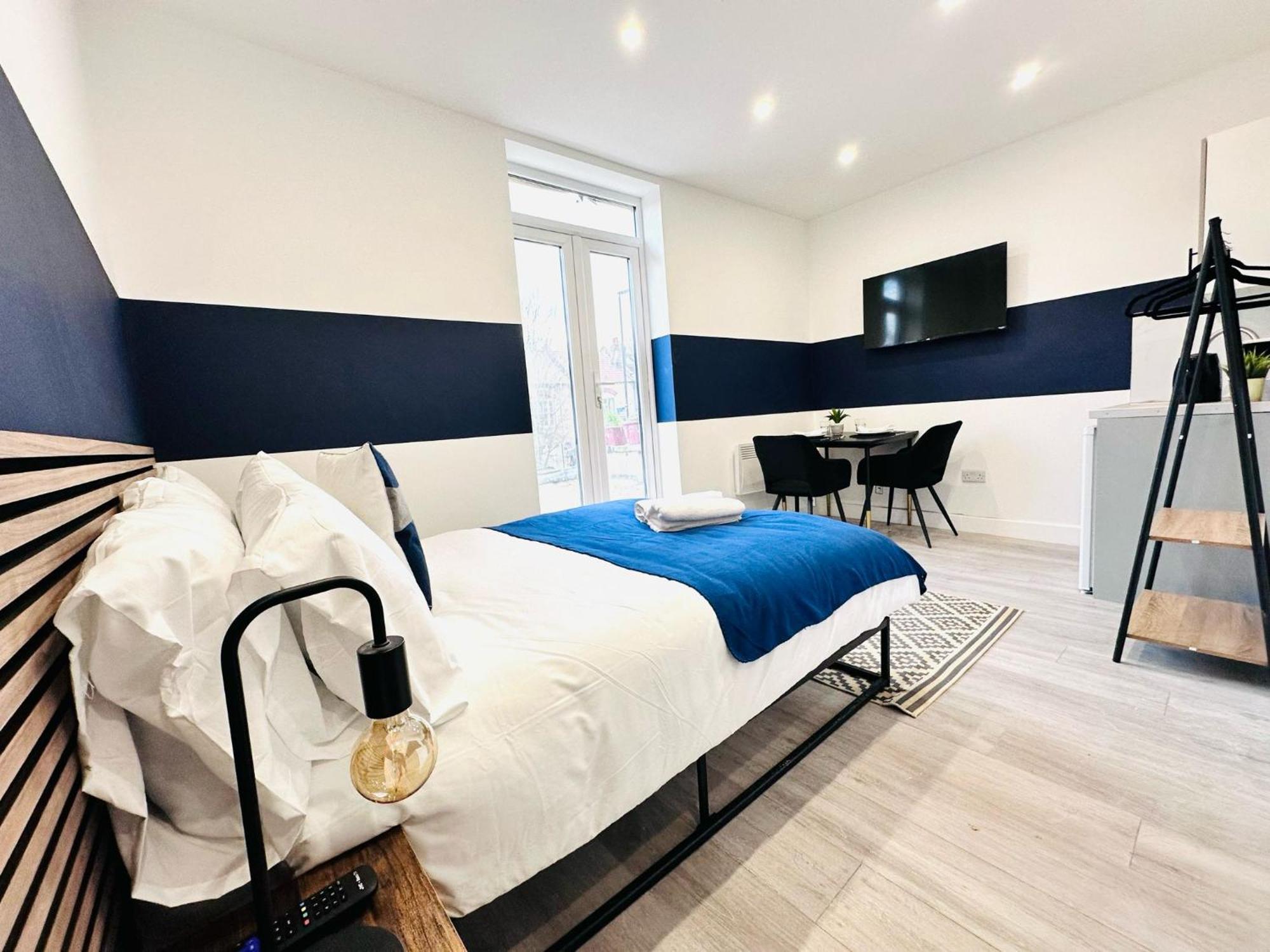High Standard Central Studios Perfect For Tourists! 런던 외부 사진
